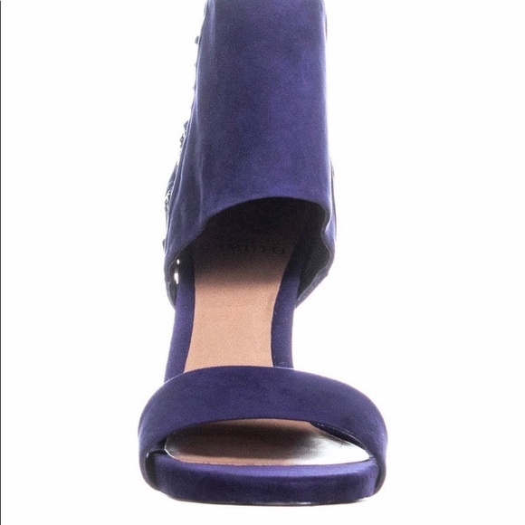 Vince Camuto suede sandals - Picture 13 of 14